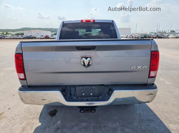 1C6RR7KM0KS726459 2019 RAM 1500 Silver Вид ззаду