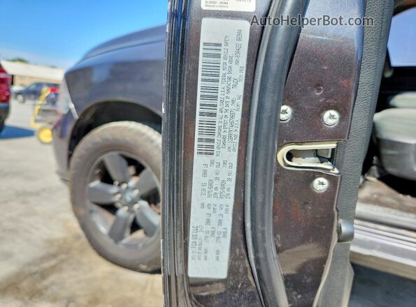 1C6RR7KT4HS706571 2017 RAM 1500 Gray Widok komory silnika