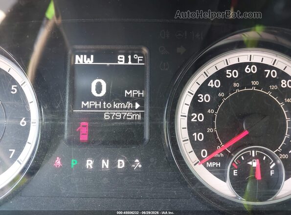 1C6RR7KT7JS318952 2018 RAM 1500 White 