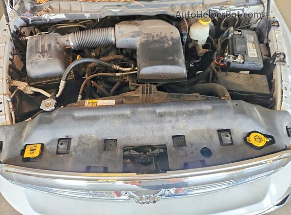 1C6RR7LG2HS849181 2017 RAM 1500 Белый Вид задней части салона