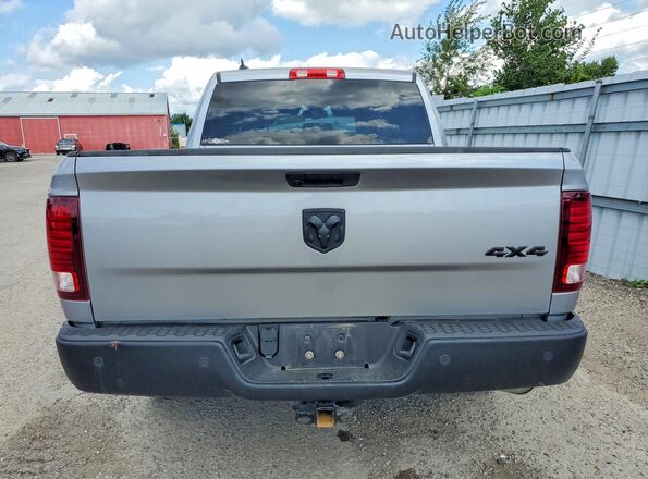 1C6RR7LG7MS546603 2021 RAM 1500 Silver Vista trasera