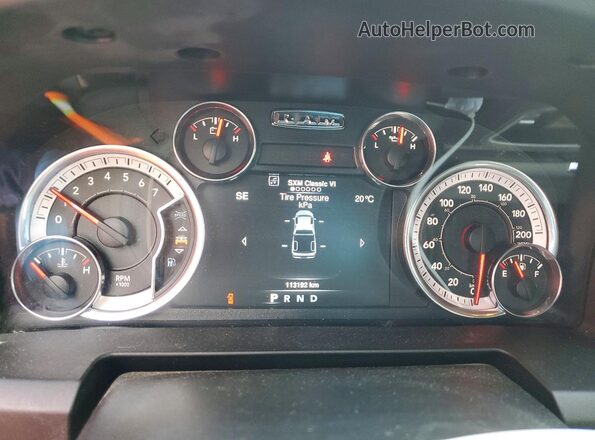 1C6RR7LG7MS546603 2021 RAM 1500 Silver Vista del cuadro de instrumentos