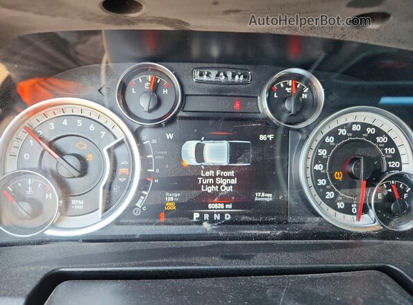 1C6RR7LG9PS536854 2023 RAM 1500 Silver Widok zestawu wskaźników