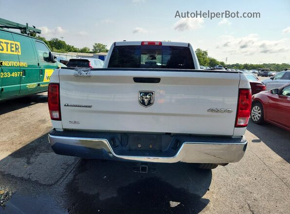 1C6RR7LT2JS249232 2018 RAM 1500 White Հետևի տեսք