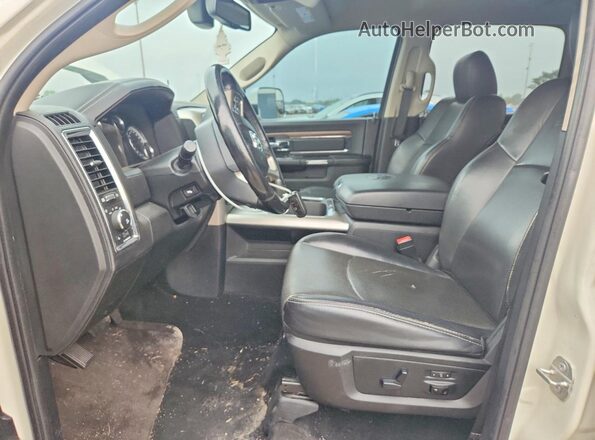 1C6RR7NT1HS500040 2017 RAM 1500 White Вид салону спереду