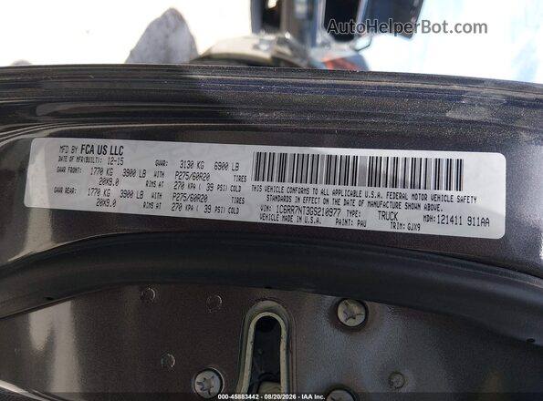 1C6RR7NT3GS210977 2016 RAM 1500 Gray Widok komory silnika