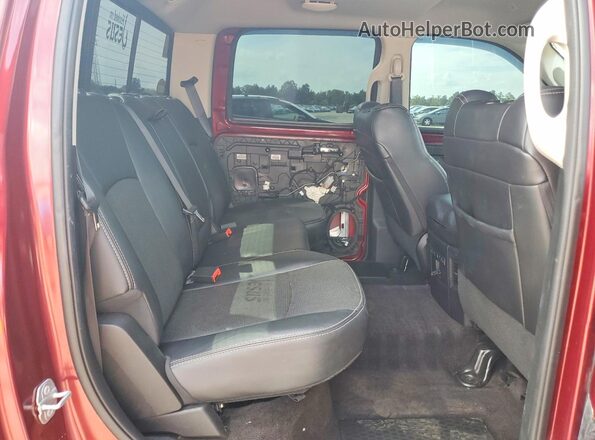 1C6RR7NT6HS800933 2017 RAM 1500 Красный Вид задних сидений