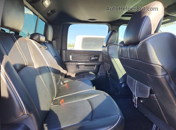 1C6RR7PT6GS138198 2016 RAM 1500 Gray Vista de los asientos traseros