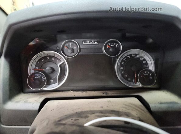 1C6RR7TM3GS212966 2016 RAM 1500 Burgundy Instrument cluster view