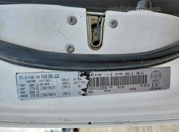1C6RR7XT8JS329290 2018 RAM 1500 White Engine compartment view