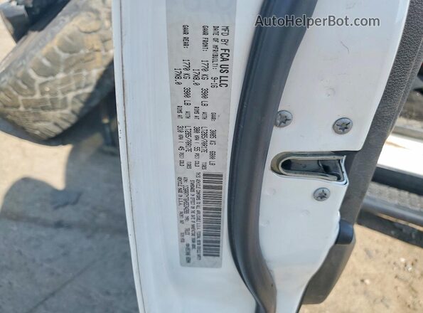 1C6RR7YT6HS534289 2017 RAM 1500 White Շարժիչի բաժամունքի տեսք