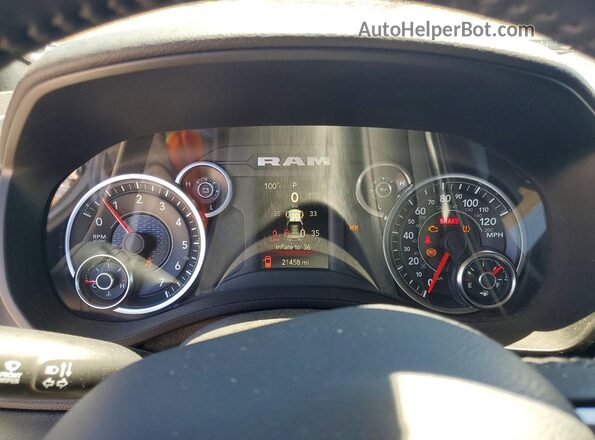 1C6RREBT0MN545228 2021 RAM 1500 Серебряный Вид щитка приборов
