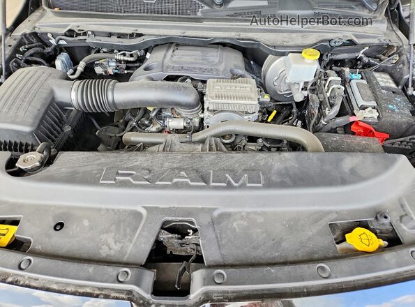 1C6RREFT0PN625949 2023 RAM 1500 Черный Вид задней части салона