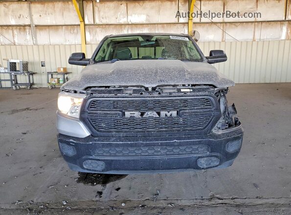 1C6RREGG1KN682171 2019 RAM 1500 Серебряный Вид спереди
