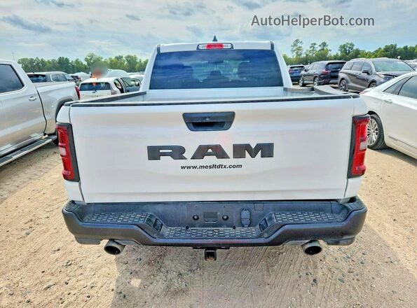 1C6RREGP6SN756393 2025 RAM 1500 White Вид ззаду