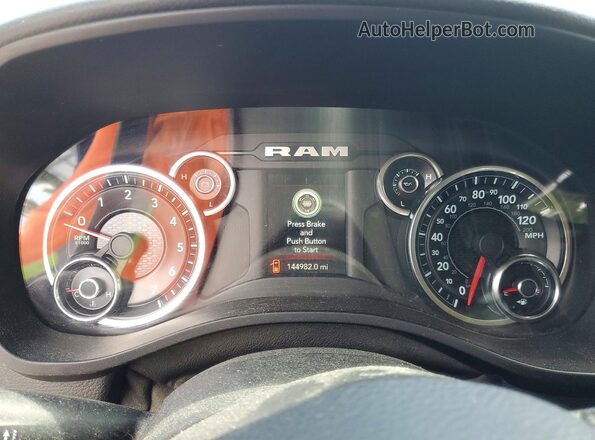 1C6RREMT7KN768599 2019 RAM 1500 Blue Instrument cluster view