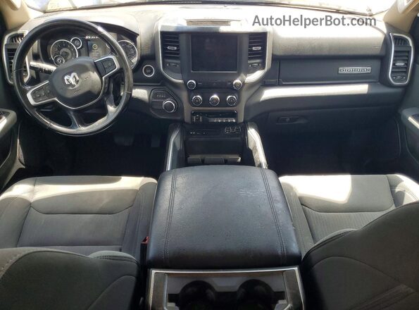 1C6RREMT7KN768599 2019 RAM 1500 Blue Dashboard view