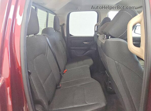 1C6RRFCG3MN714455 2021 RAM 1500 Burgundy უკანა სავარძლების ხედი