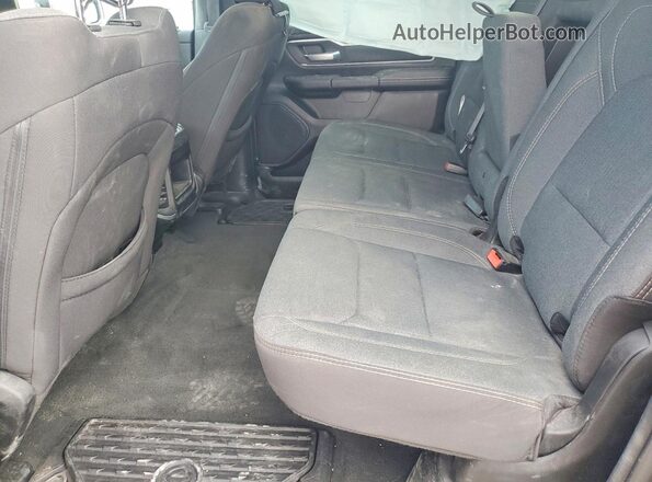 1C6RRFFG7PN547775 2023 RAM 1500 Charcoal Vista de los asientos traseros
