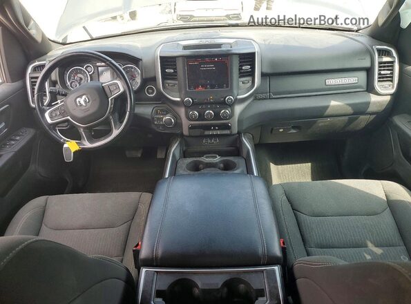 1C6RRFFG7PN547775 2023 RAM 1500 Charcoal Vista del salpicadero