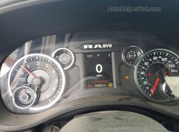 1C6RRFFG7PN547775 2023 RAM 1500 Charcoal Vista del cuadro de instrumentos