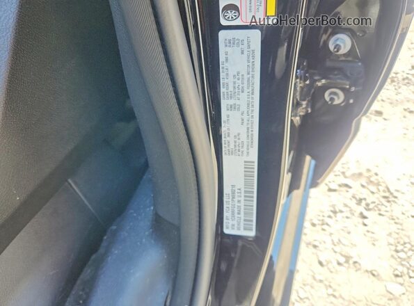 1C6RRFGG1PN690218 2023 RAM 1500 Black Widok komory silnika