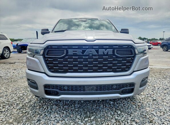 1C6SRECG0SN636421 2025 RAM 1500 Серебряный Вид спереди
