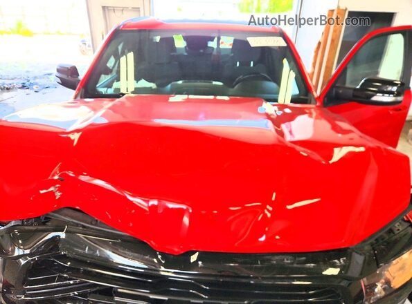 1C6SRFBT6MN547119 2021 RAM 1500 Red Widok wnętrza z tyłu