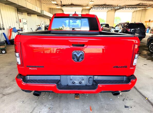 1C6SRFBT6MN547119 2021 RAM 1500 Red Widok z tyłu