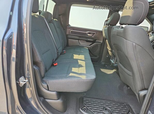 1C6SRFFP6SN738033 2025 RAM 1500 Black Rear seats view