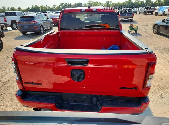 1C6SRFFT2RN107075 2024 RAM 1500 Красный Вид сзади