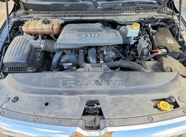 1C6SRFHM2LN225074 2020 RAM 1500 Black უკანა სალონის ხედი