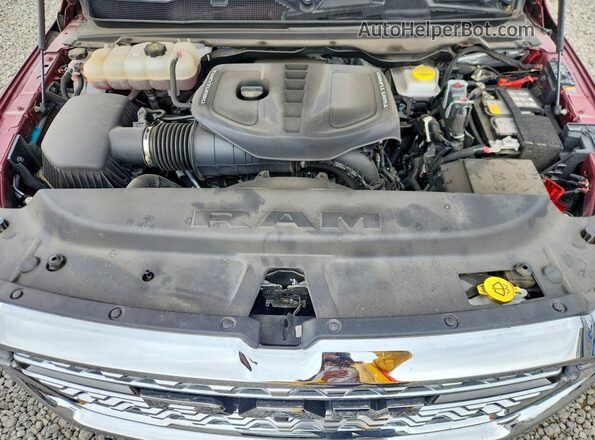 1C6SRFHP3SN619644 2025 RAM 1500 Maroon უკანა სალონის ხედი