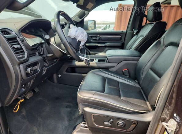 1C6SRFHT1PN689082 2023 RAM 1500 Gray Вид салону спереду
