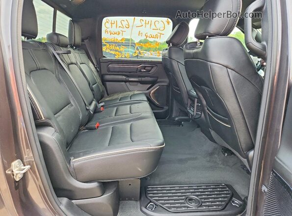 1C6SRFHT1PN689082 2023 RAM 1500 Gray Вид задніх сидінь