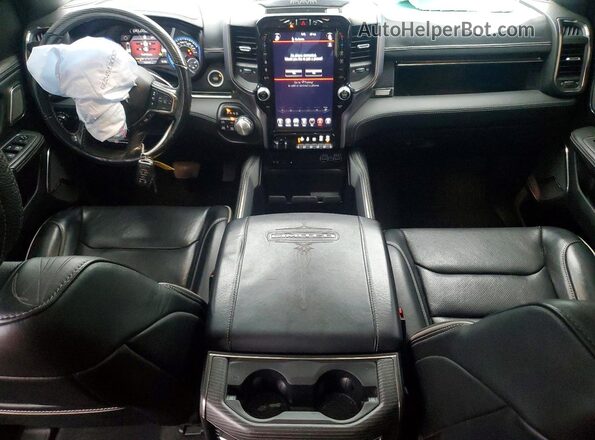 1C6SRFHT6KN773570 2019 RAM 1500 Black Widok deski rozdzielczej
