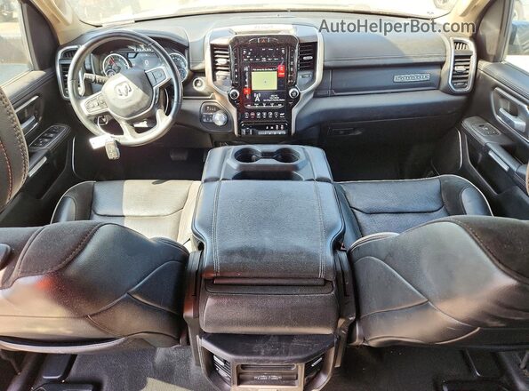 1C6SRFJM1MN549970 2021 RAM 1500 Burgundy Вид панелі приладів