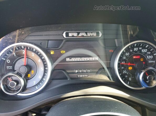 1C6SRFJT3KN529062 2019 RAM 1500 Black Vista del cuadro de instrumentos