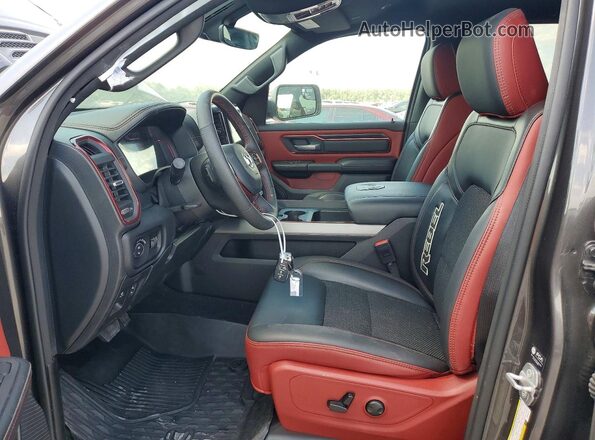 1C6SRFLPXTN264786 2026 RAM 1500 Gray Widok wnętrza z przodu