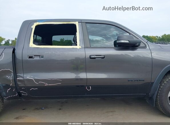 1C6SRFLT2KN903965 2019 RAM 1500 Gray Vista interior trasera