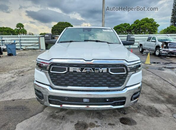 1C6SRFMP7SN563262 2025 RAM 1500 White Front view