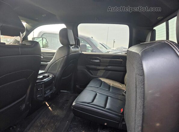 1C6SRFTT8KN619174 2019 RAM 1500 Black Հետևի տեսք