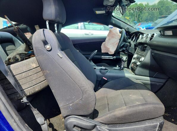 1FA6P8AM4G5321001 2016 FORD MUSTANG Синий Вид салона спереди
