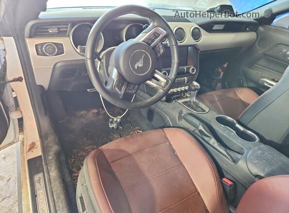 1FA6P8CF1H5212740 2017 FORD MUSTANG White Dashboard view