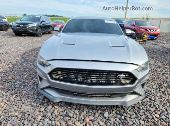 1FA6P8CF1L5175634 2020 FORD MUSTANG Серебряный Вид спереди