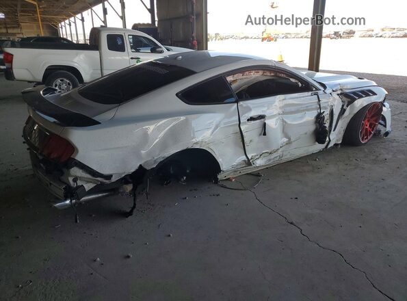 1FA6P8CF5G5215798 2016 FORD MUSTANG White Tył prawy