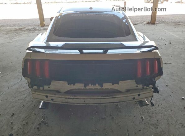 1FA6P8CF5G5215798 2016 FORD MUSTANG White Widok z tyłu