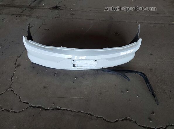 1FA6P8CF5G5215798 2016 FORD MUSTANG White Widok komory silnika