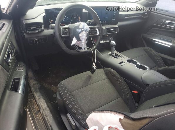 1FA6P8TH0S5118003 2025 FORD MUSTANG Silver Dashboard view