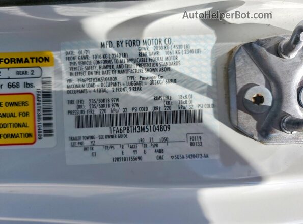 1FA6P8TH3M5104809 2021 FORD MUSTANG White Vista del compartimento del motor